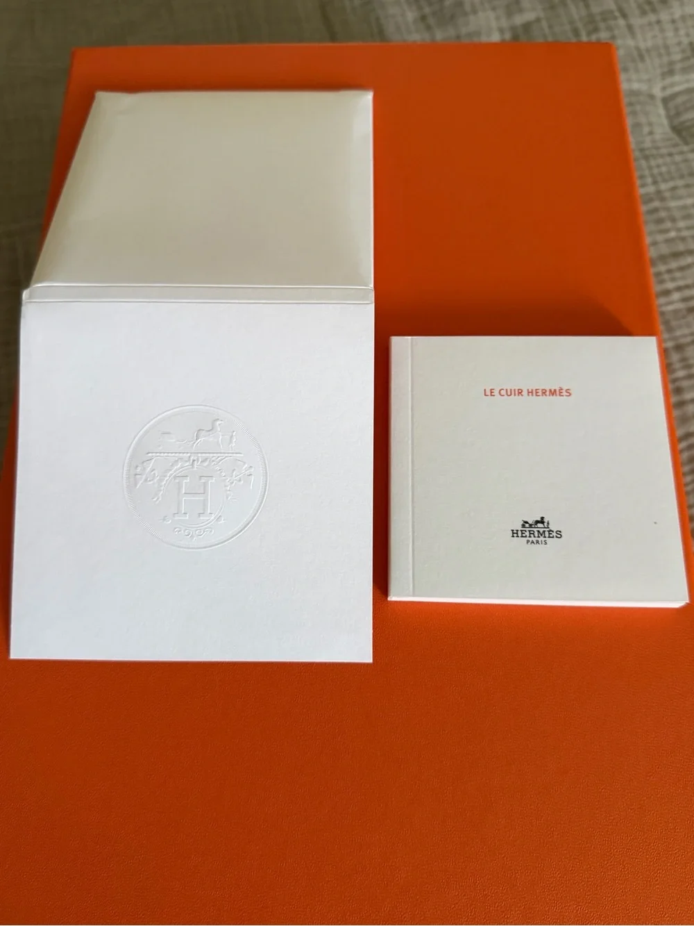 Hermes authentic hermès